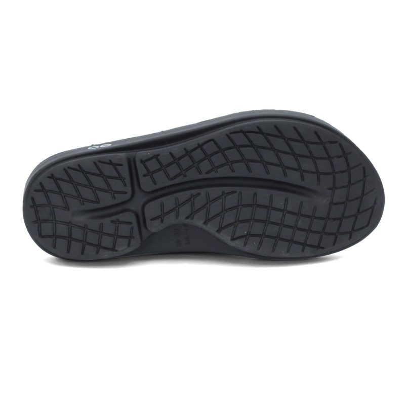 1000 BLACK Unisex Oofos O Original Sandal Black 6