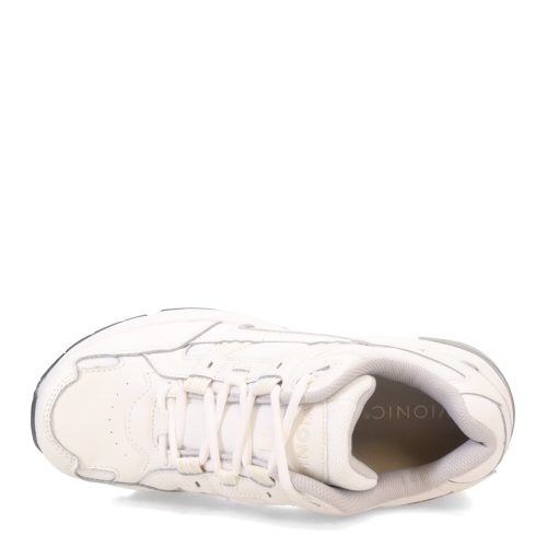 10000054 121 Womens Vionic Walker Classic Sneaker White 5