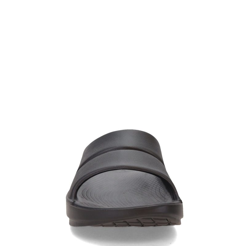 1100 BLK Unisex Oofas O Oahh Slide Black 2