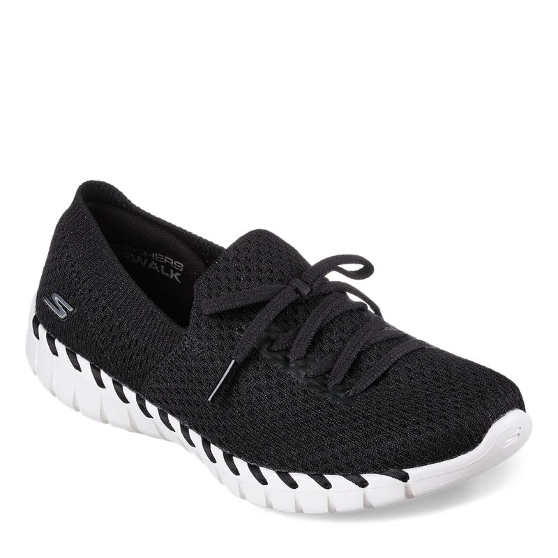 124731 BKW Womens Skechers Performance Black