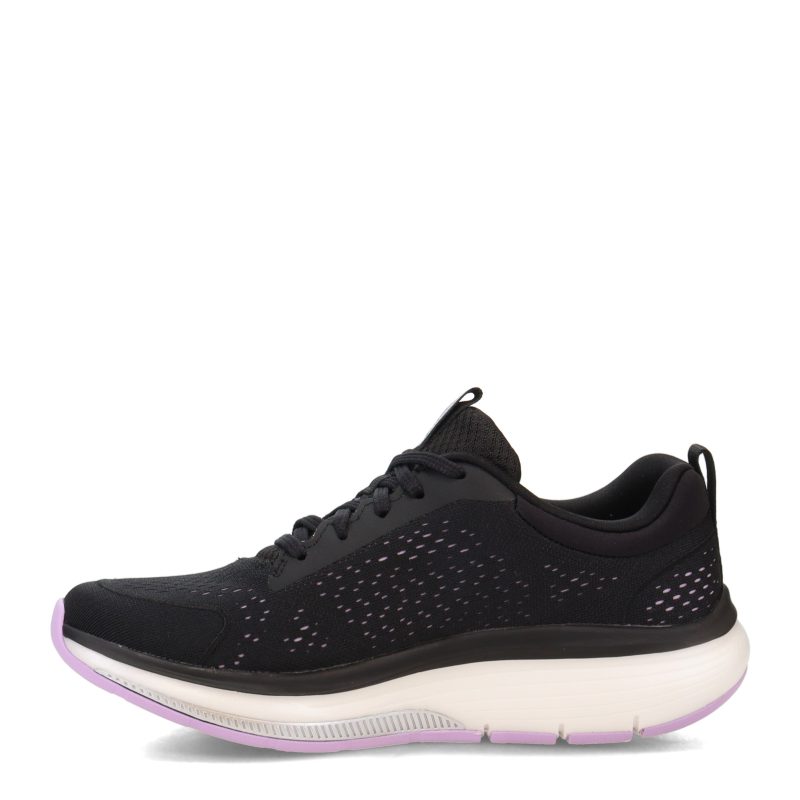 124933 BKLV Womens Skechers Performance Black 3