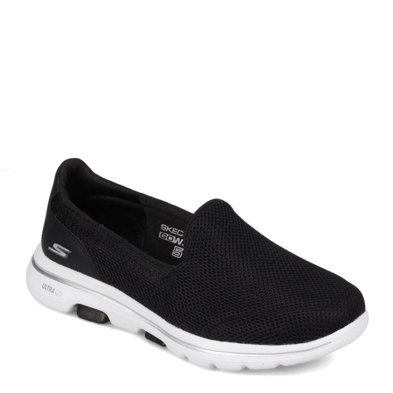 15901 Bkw Womens Skechers Performance Go Walk 5 Slip On Black White