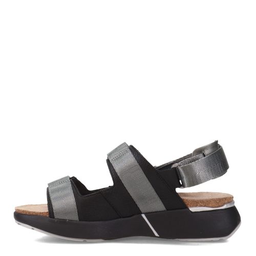 25020 NUS Womens Naot Odyssey Sandal Black Sterling 3