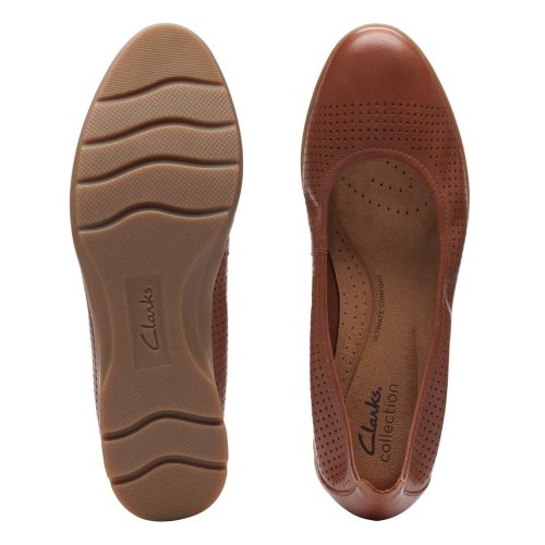 26166483 Womens Clarks Jenette Ease Flat Tan 5