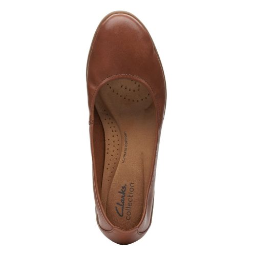 26169483 Womens Clarks Jenette Ease Flat Tan Solid 6