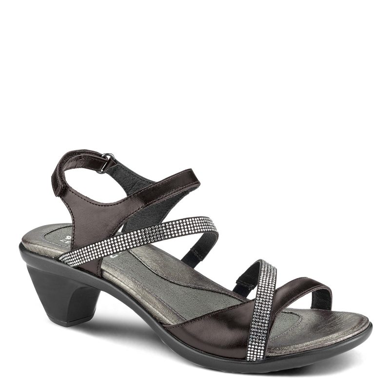 40033 Nwf Womens Naot Innovate Sandal Black