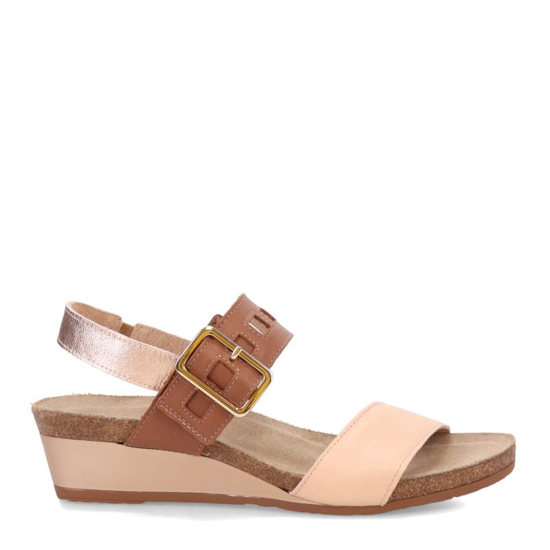 5052 WZH Womens Naot Dynasty Sandal Blush 1