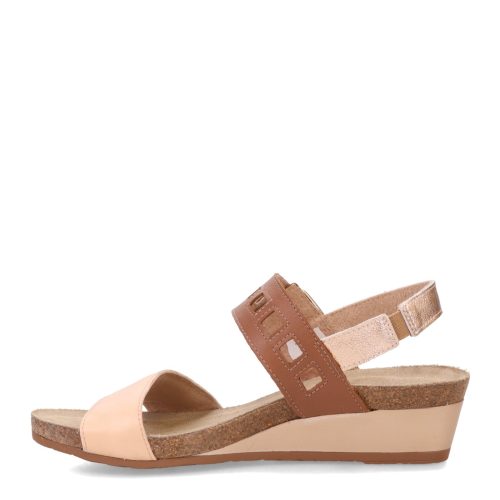 5052 WZH Womens Naot Dynasty Sandal Blush 3