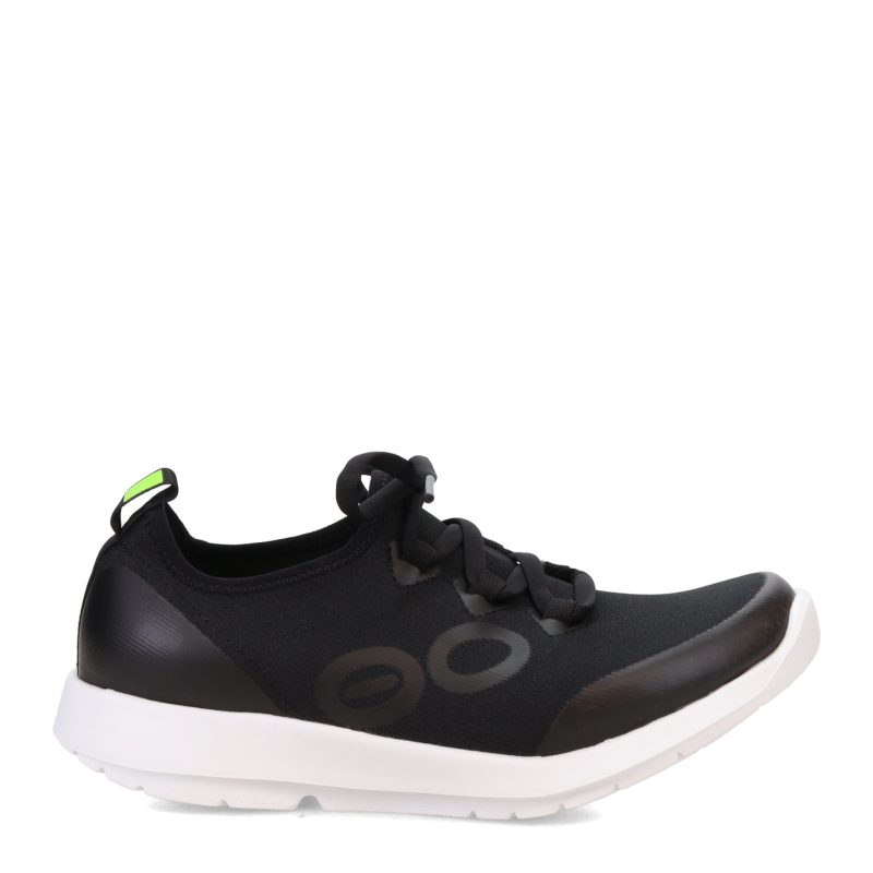 5076 WHTBLK Womens Oofos O Omg Sport Ls Sneaker White Black 1