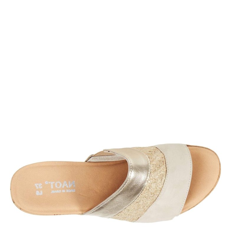 87004 Wdt Womens Naot Tiki Sandal Beige Gold 5