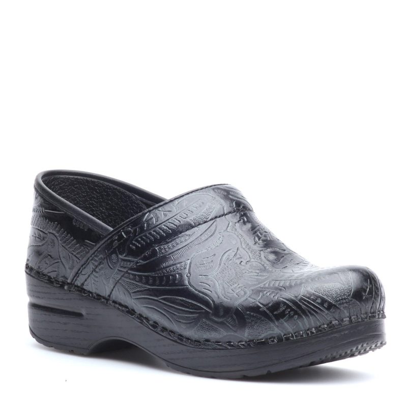 906 020202 Womens Dansko Professional Clog Black Tooled