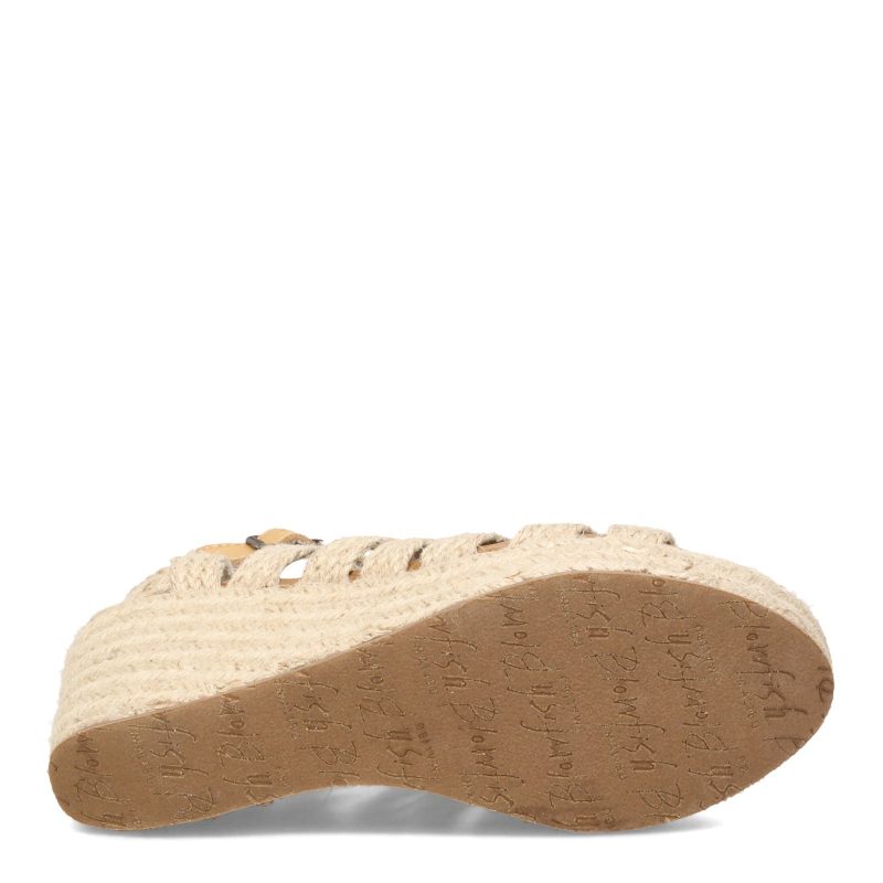 BF 9466R 932 Womens Blowfish Malibu Pazazz Rope Sandal Natural 6