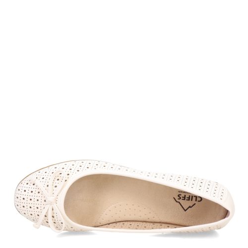 C31479 166 Womens Cliffs By White Mountain Cheryl Flat White 5