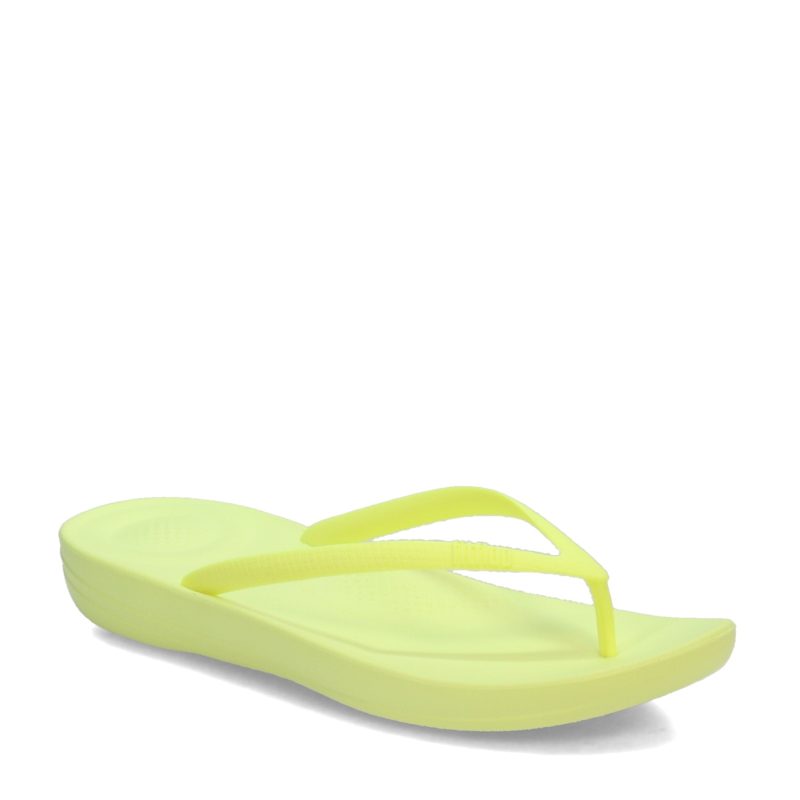 E54 A26 Womens Fitflop Yellow 3b380dfb ef3d 419c b26e 1d0771122d6c