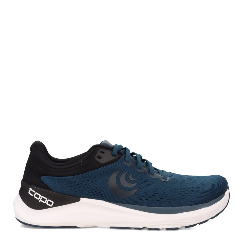 M056 NAVBLKW Mens Topo Ultrafly 4 Running Navy Black 1