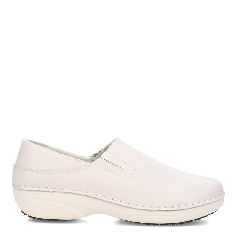 Manila W Womens Spring Step Manila Clog White 1 dd12785c d2da 410d b825 1802ce759c2f