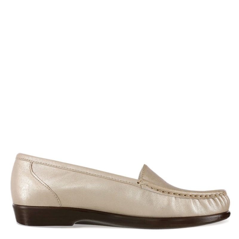 SIMPLIFY GLD Womens Sas Simplify Loafer Gold 1