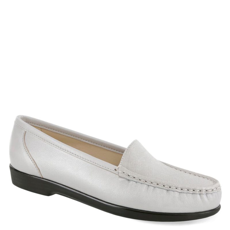 SIMPLIFY SILCLD Womens Sas Simplify Loafer Silver Light