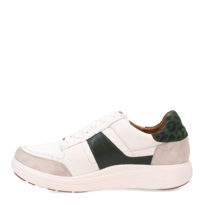 STELLAR WHITE Womens Strive Stellar Sneaker White Jade 3