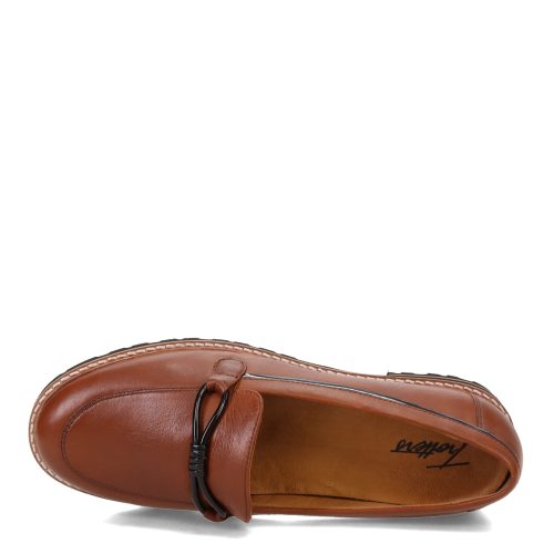 T2361 215 Womens Trotters Deanna Loafer Luggage 5