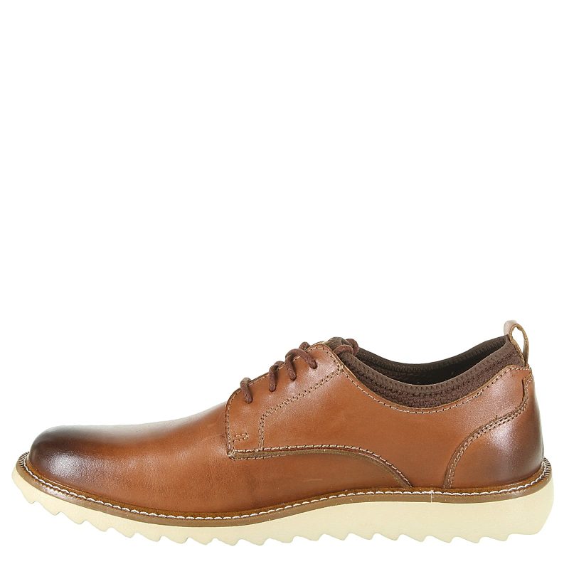 https 3a 2f 2fimages.peltzshoes.com 2f90 40723 Mens Dockers Elon Oxford Tan 3