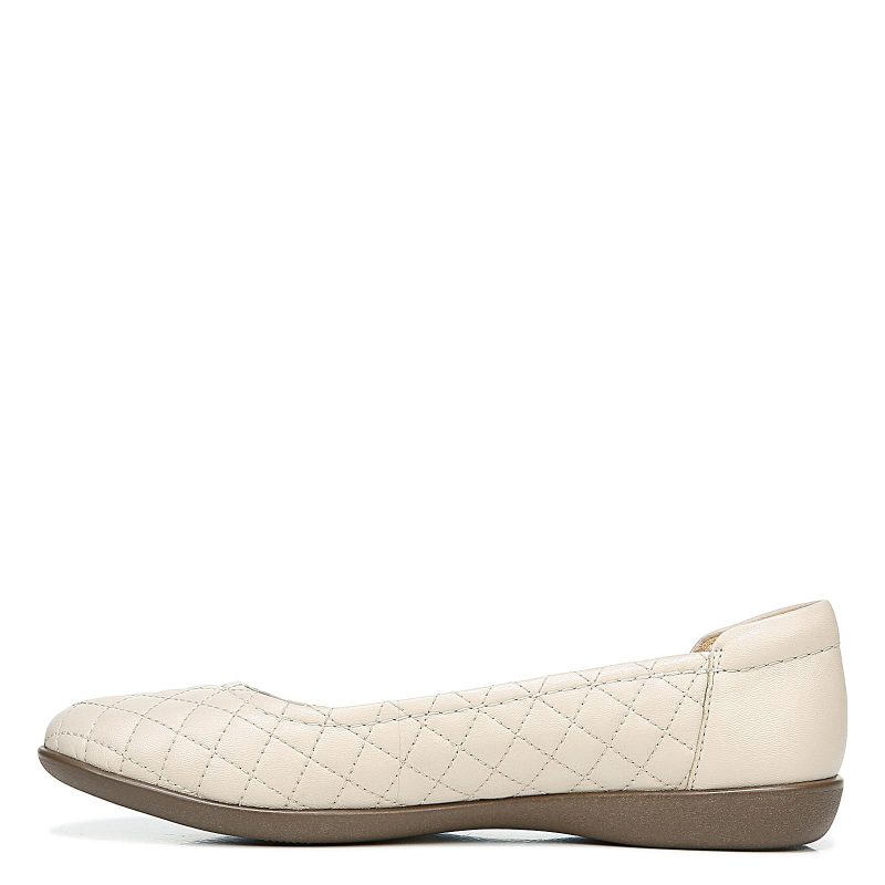 https 3a 2f 2fimages.peltzshoes.com 2fH1930 L1250 Womens Naturalizer Flexy Flat Natural Quilted 3