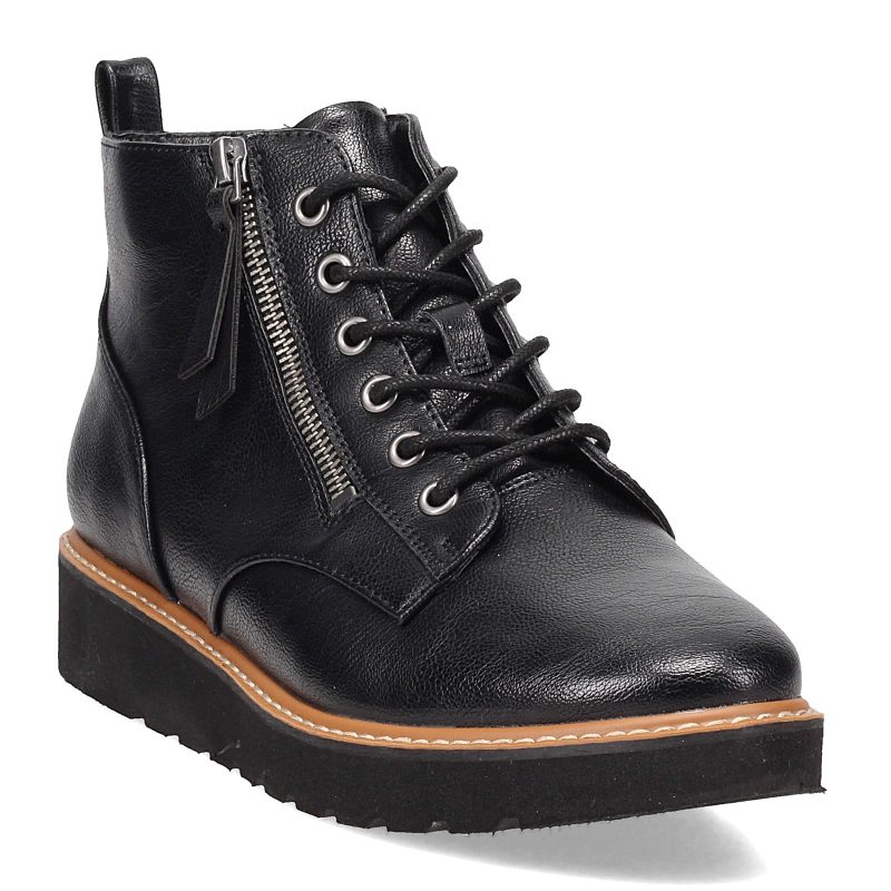 https 3a 2f 2fimages.peltzshoes.com 2fH6420 S1001 Womens Naturalizer Eeva Boot Black